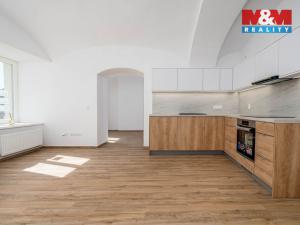 Prodej bytu 2+kk, Třebechovice pod Orebem, Masarykovo náměstí, 57 m2