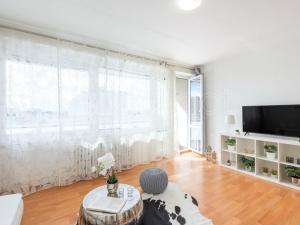 Prodej bytu 3+1, Praha - Čimice, Okořská, 69 m2