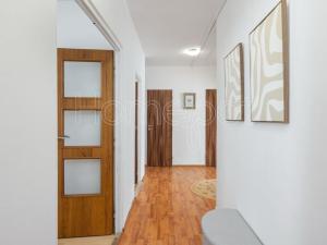 Prodej bytu 3+1, Praha - Čimice, Okořská, 69 m2