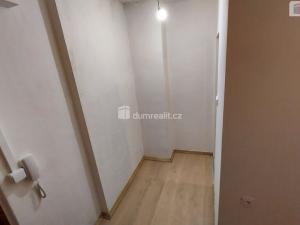 Prodej bytu 1+kk, Otrokovice, Školní, 30 m2