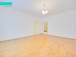 Pronájem bytu 3+1, Olomouc, Dolní náměstí, 100 m2