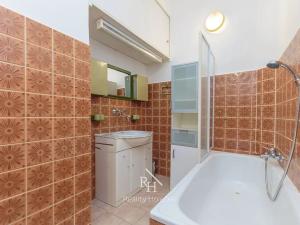 Pronájem bytu 3+kk, Praha - Bubeneč, Lotyšská, 77 m2