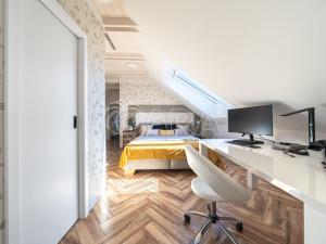 Prodej rodinného domu, Ondřejov, Choceradská, 280 m2