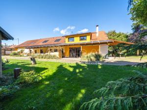 Prodej rodinného domu, Ondřejov, Choceradská, 280 m2