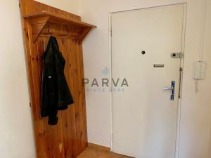 Pronájem bytu 1+kk, Praha - Kobylisy, Šimůnkova, 31 m2