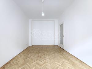 Pronájem bytu 1+1, Praha - Nové Město, Na zbořenci, 38 m2