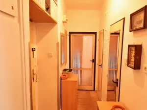 Prodej bytu 2+1, Litvínov, Valdštejnská, 50 m2