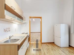 Pronájem bytu 2+1, Jihlava, Benešova, 79 m2