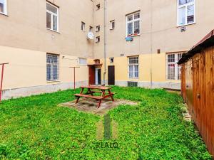 Pronájem bytu 2+1, Jihlava, Benešova, 79 m2
