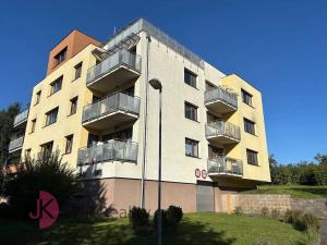 Pronájem bytu 2+kk, Praha - Dubeč, Nad mlýnským potokem, 57 m2