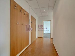 Pronájem bytu 2+1, Jindřichův Hradec, sídliště Vajgar, 59 m2