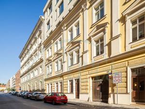 Prodej kanceláře, Praha - Smíchov, Na Valentince, 66 m2