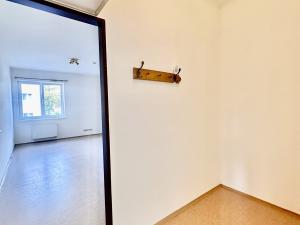 Pronájem kanceláře, Karlovy Vary, Závodu míru, 40 m2