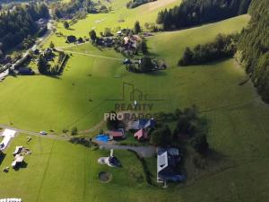 Prodej komerčního pozemku, Velké Karlovice, 45173 m2