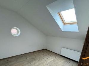 Pronájem bytu 4+kk, Prostějov, nám. Svat. Čecha, 80 m2
