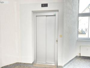 Pronájem kanceláře, Kralupy nad Vltavou, Husova, 14 m2