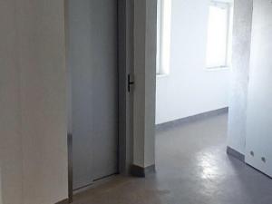 Pronájem kanceláře, Kralupy nad Vltavou, Husova, 22 m2