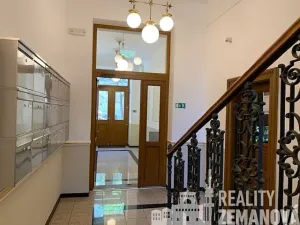 Pronájem bytu 1+1, Praha - Vinohrady, Korunní, 40 m2