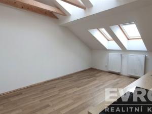 Pronájem bytu 2+kk, Vrchlabí, Vančurova, 34 m2