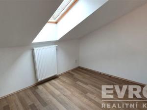 Pronájem bytu 2+kk, Vrchlabí, Vančurova, 34 m2
