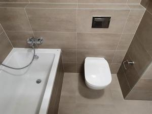 Pronájem bytu 1+kk, Praha - Holešovice, U průhonu, 36 m2