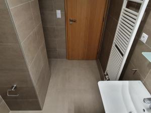 Pronájem bytu 1+kk, Praha - Holešovice, U průhonu, 36 m2