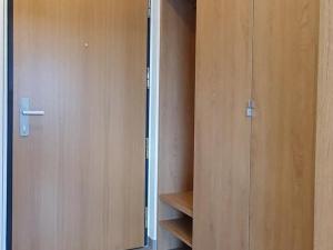 Pronájem bytu 1+kk, Praha - Holešovice, U průhonu, 36 m2