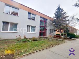 Pronájem bytu 1+1, Zlín, Větrná, 36 m2
