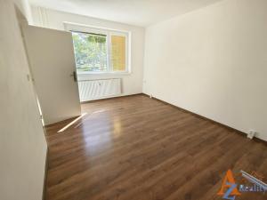 Pronájem bytu 1+1, Jirkov, Červenohrádecká, 35 m2