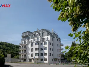 Prodej bytu 2+kk, Karlovy Vary, Šumavská, 87 m2