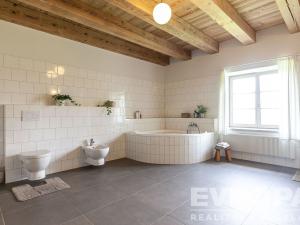 Prodej rodinného domu, Spálené Poříčí, 210 m2