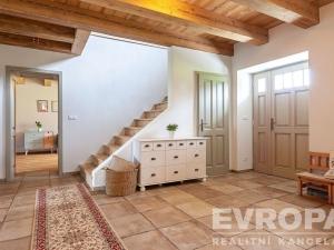 Prodej rodinného domu, Spálené Poříčí, 210 m2