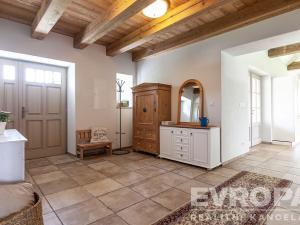 Prodej rodinného domu, Spálené Poříčí, 210 m2