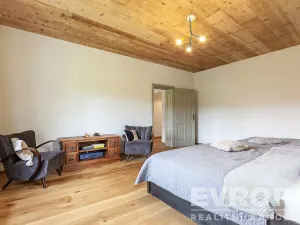 Prodej rodinného domu, Spálené Poříčí, 210 m2