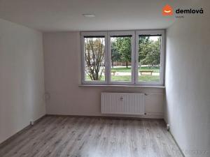 Pronájem bytu 1+1, Ostrava, Varenská, 37 m2