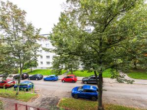 Prodej podílu 1/2 rodinného domu, Praha - Malešice, Káranská, 225 m2