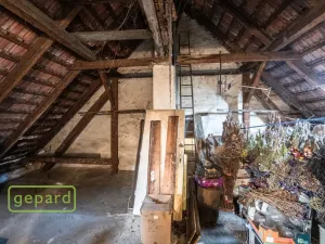 Prodej podílu 1/2 rodinného domu, Praha - Malešice, Káranská, 225 m2