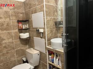 Prodej bytu 3+1, Nová Role, Husova, 71 m2