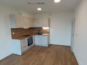 Pronájem bytu 2+kk, Hluboká nad Vltavou, Potoční, 61 m2