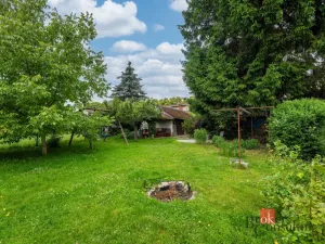 Prodej atypického bytu, Dvůr Králové nad Labem, Klazarova, 390 m2