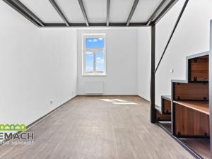 Pronájem bytu 2+1, Náchod, Riegrova, 67 m2