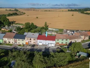 Prodej rodinného domu, Hruška, 180 m2