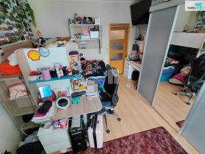 Prodej bytu 2+1, Cheb, Šeříková, 64 m2