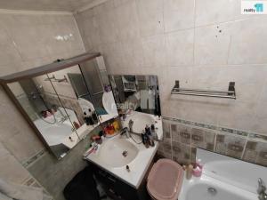 Prodej bytu 2+1, Cheb, Šeříková, 64 m2