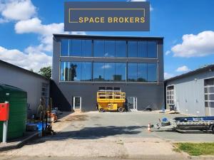 Pronájem kanceláře, Hradec Králové, Vážní, 114 m2