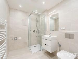 Pronájem bytu 2+kk, Praha, Muzikova, 47 m2