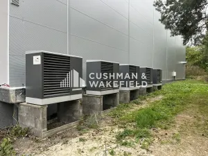 Prodej výrobních prostor, Ondřejov, Družstevní, 2500 m2