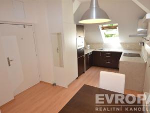 Pronájem bytu 2+kk, Praha - Břevnov, Míčova, 47 m2