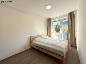 Pronájem bytu 2+kk, Praha - Libeň, U Rokytky, 76 m2