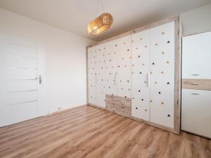 Pronájem bytu 3+1, Praha - Háje, Matúškova, 67 m2
